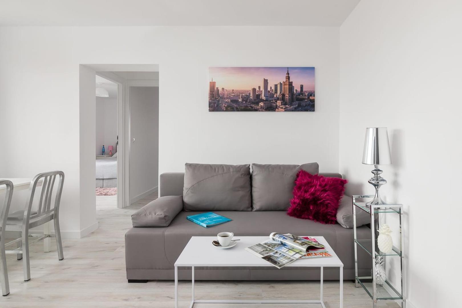 Bright And Cozy Smocza By Renters Apartament